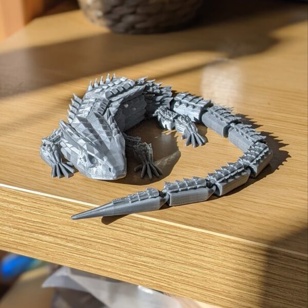 Brinquedo Enfeite De Mesa Lagarto 3d Articulado